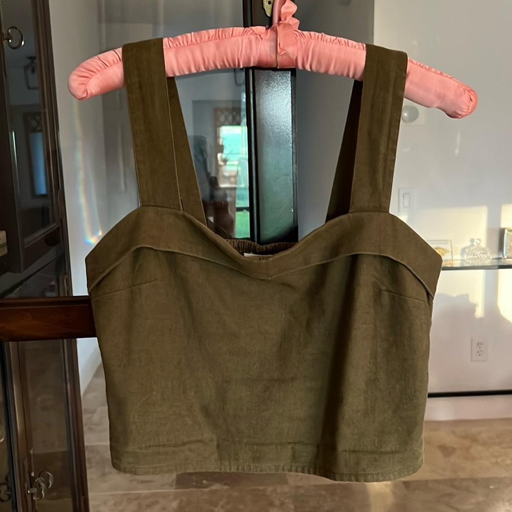 Abercrombie and Fitch crop top